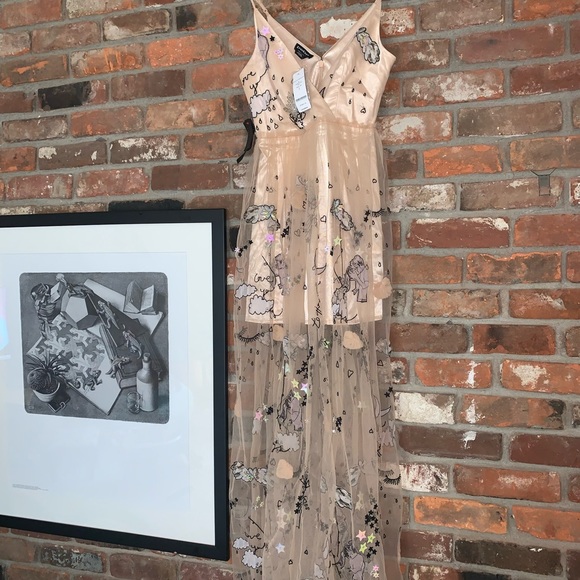 Bebe embroidered gown - Picture 1 of 6